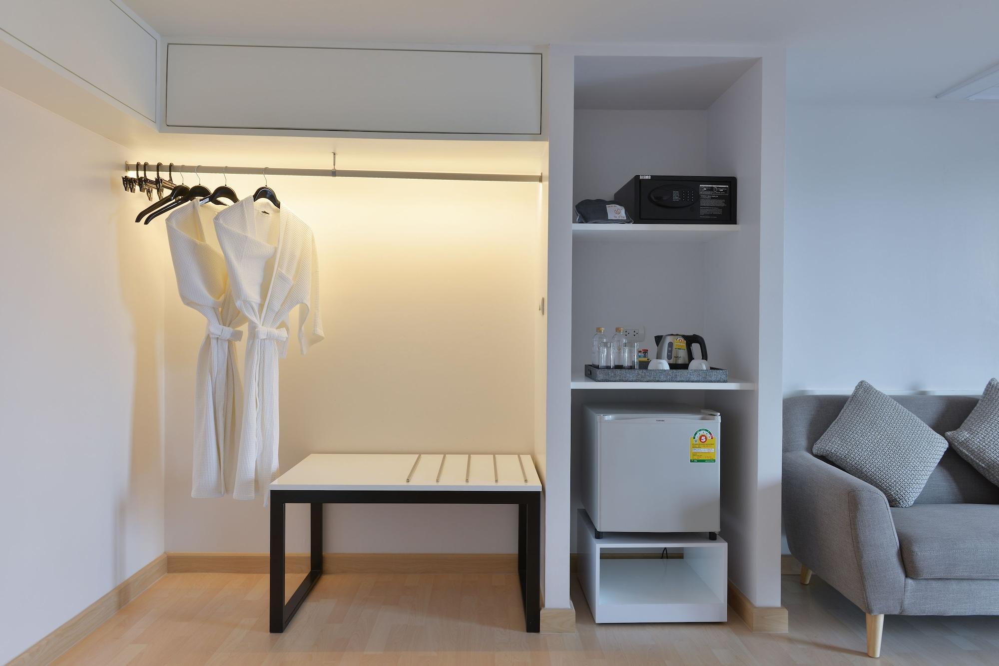 Le D'Tel Bangkok Ξενοδοχείο Εξωτερικό φωτογραφία A room at the hotel
